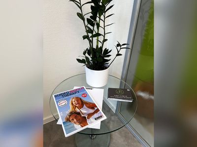 Praxisteam DentBlanc bei der Fortbildung zur Guided Biofilm Therapy (Bild 2)