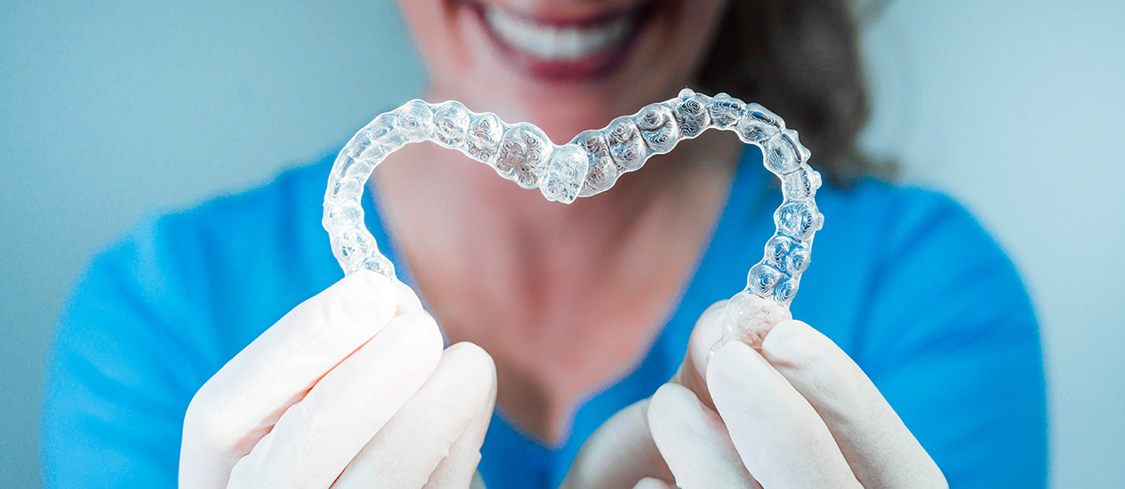  Herausnehmbare Zahnschienen in Stuttgart (Aligner)