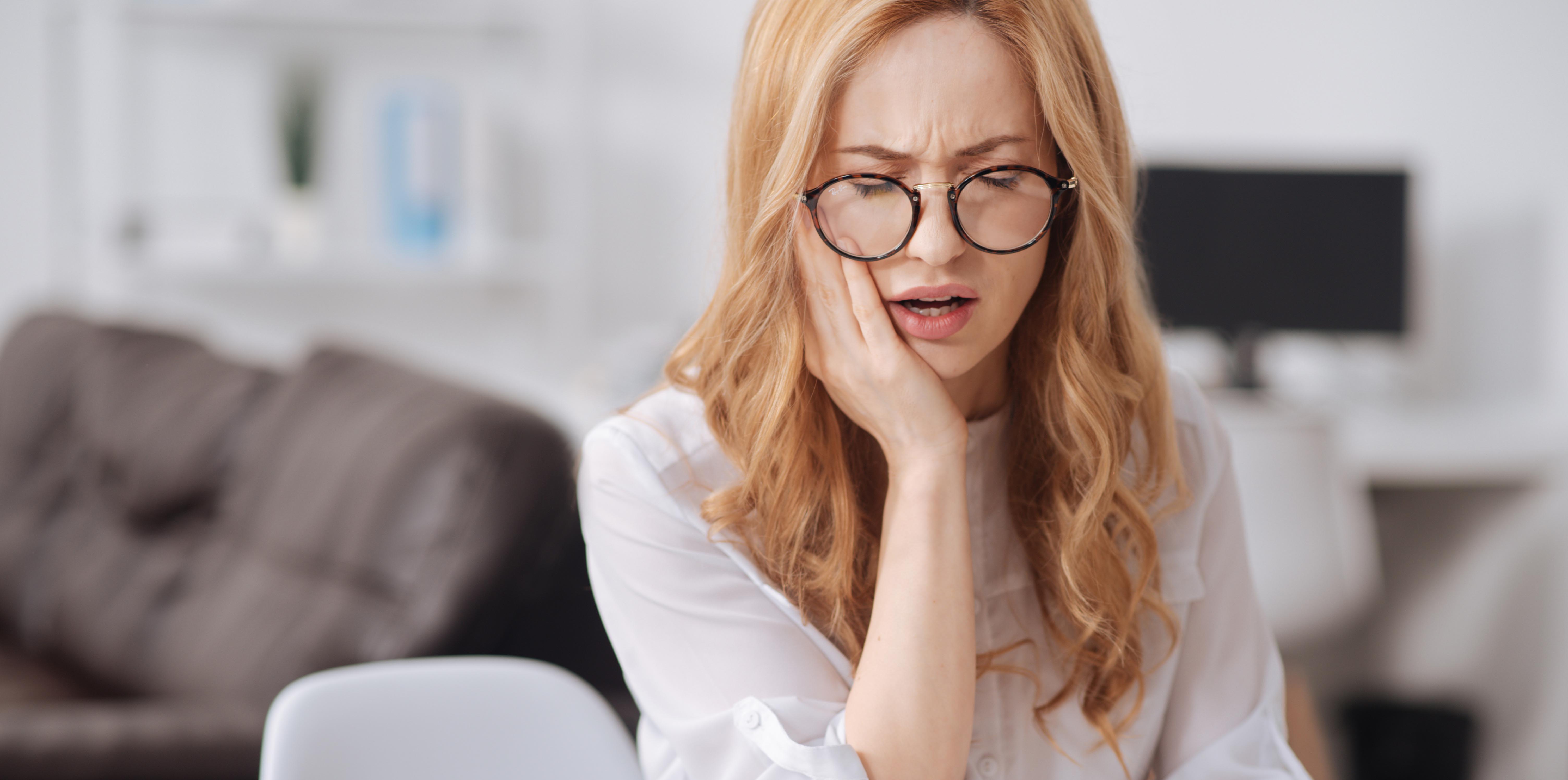 CMD in Stuttgart? Kieferschmerzen? Zähneknirschen?