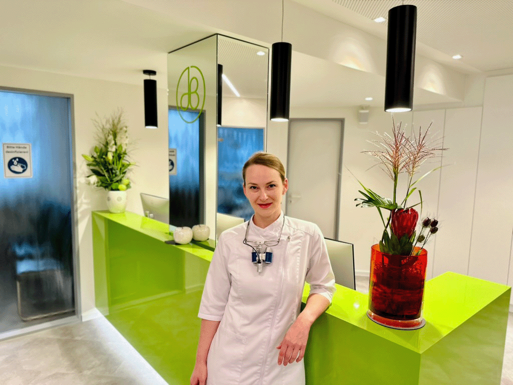 Dr. Elena Gerber